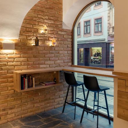 White Wolf Boutique Apartments Olomouc Ngoại thất bức ảnh